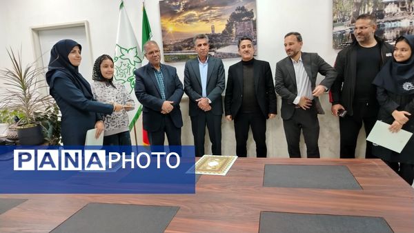 ملایر، شهر جهانی انگور و مبل و منبت ایران زمین