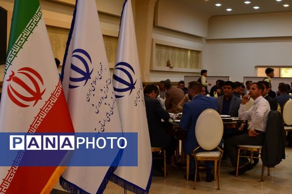برگزاری مراسم گرامیداشت مقام معلم در بهارستان‌دو