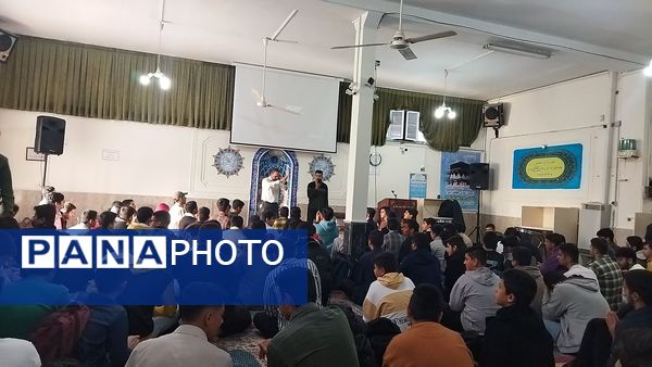 جشن میلاد حضرت زینب (س) و قرائت زیارت عاشورا در دبیرستان شاهد ابوذر غفاری نیشابور 