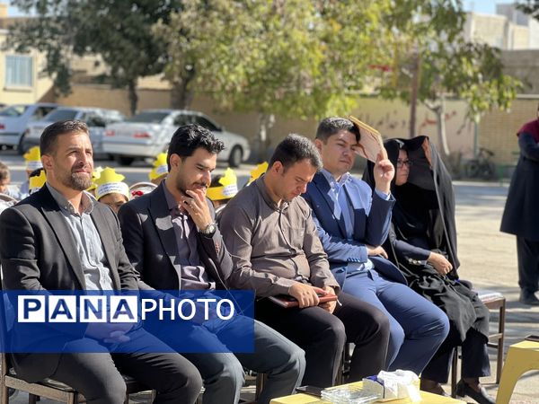 جشن شکوفه‌ها در مدارس سملقان