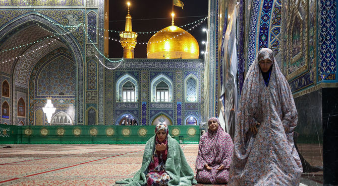 آیین معنوی اعتکاف در حرم مطهر رضوی- ۲