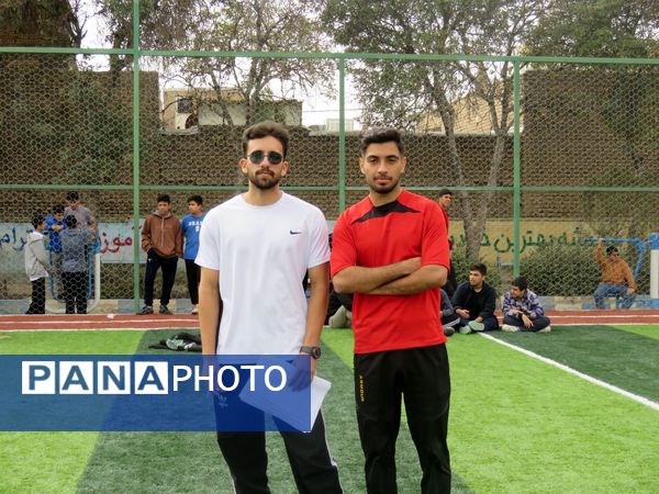 مسابقات طناب کشی شهید پارسا منصور در دبیرستان شاهد ابوذر غفاری 