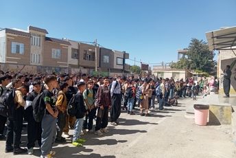 برگزاری مراسم آغاز سال تحصیلی جدید و هفته دفاع مقدس در بانه