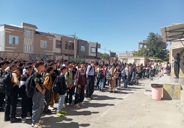 برگزاری مراسم آغاز سال تحصیلی جدید و هفته دفاع مقدس در بانه