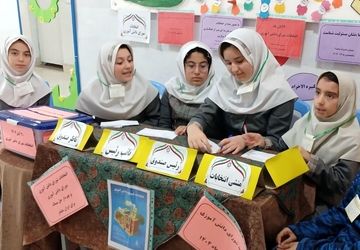 بیست و هشتمین دوره  انتخابات شورای دانش آموزی درمدرسه  شاهد 2شهید پاسبانی 