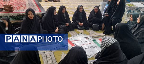 اجتماع بزرگ نوجوانان و جوانان بسیج در نماز جمعه