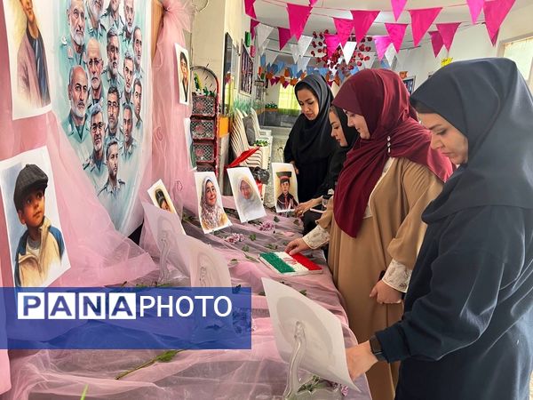 یادبود شهادت دانش‌آموزان شهید جنگ تحمیلی ۱۲ روزه در دبستان المهدی ناحیه 2 کرج 
