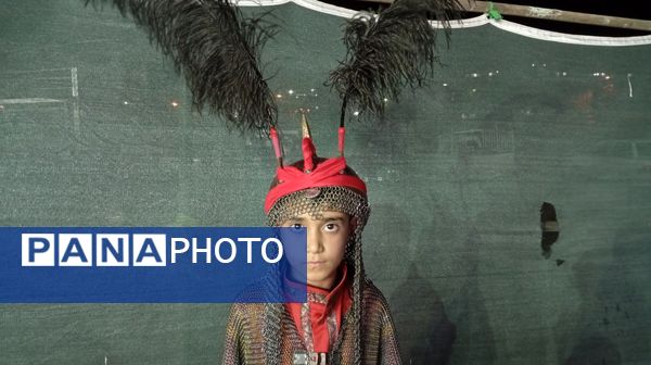 عزاداری کودکان به عشق امام حسین (ع) 