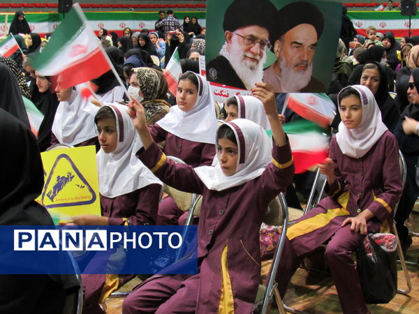 وحدت اهل تسنن و تشیع در اجتماع عظیم زینبیون سنندج