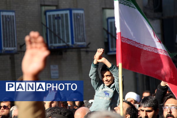 مراسم وداع با ۷ پیکر شهید گمنام هشت سال دفاع مقدس