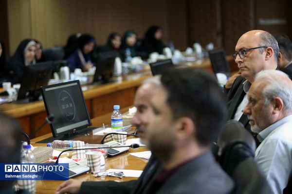 دومین جلسه هم‌اندیشی وزیر آموزش و پرورش با منتخبی از مدیران مدارس
