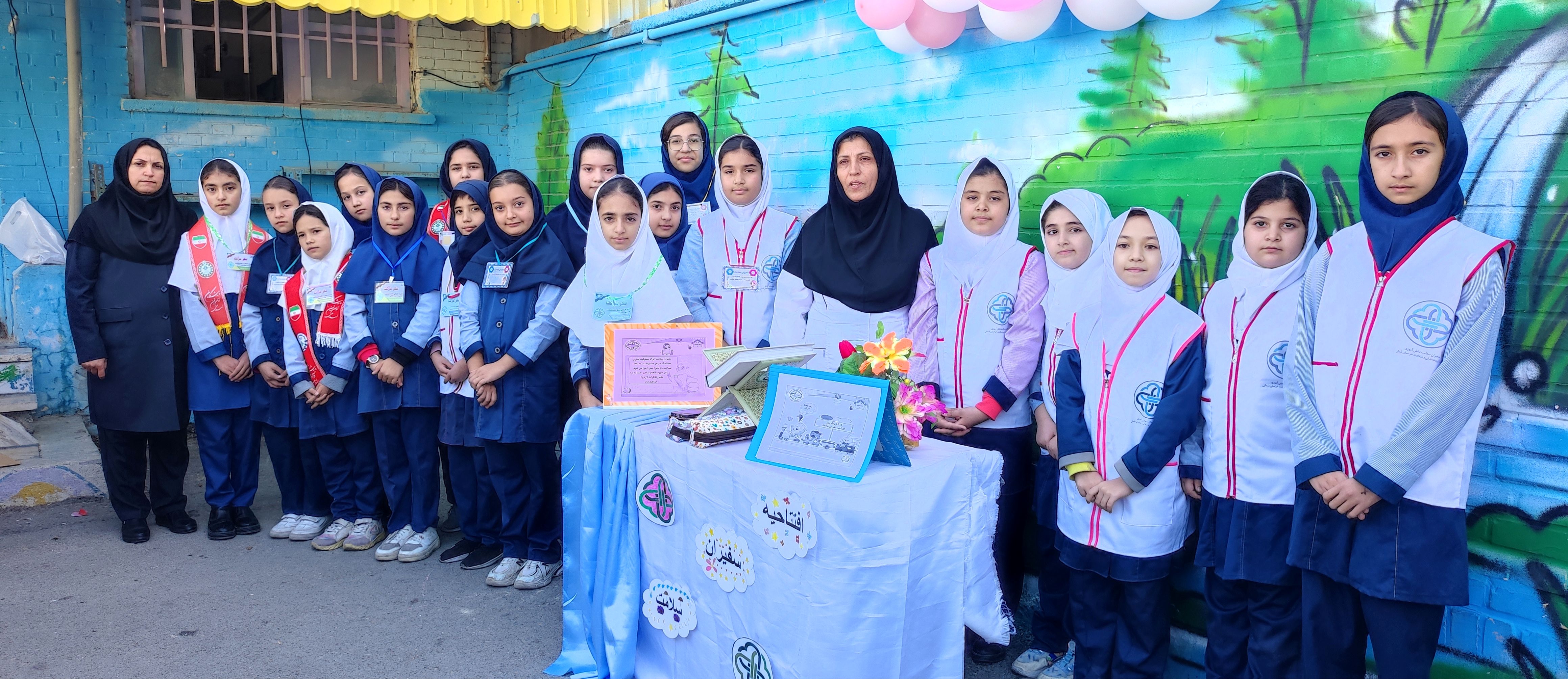 آیین افتتاحیه سفیران سلامت در مدرسه شهید خاقانی شهرستان شیروان