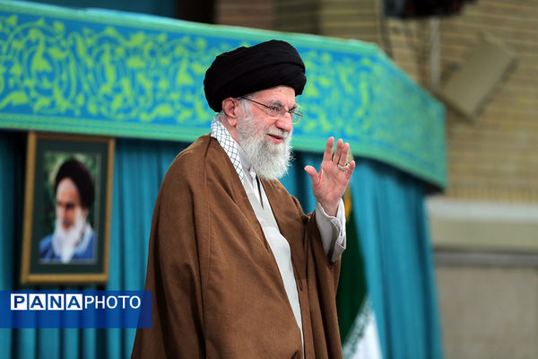 دیدار جمعی از خانواده‌های شهدای امنیت با رهبر معظم انقلاب