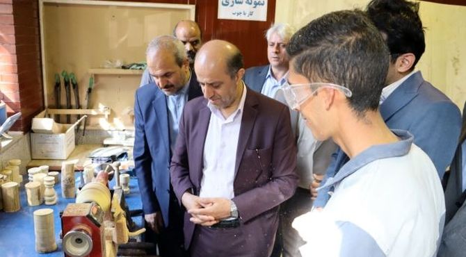 ‌افتتاح مدرسه تولید و مهارت در کرمان با حضور معاون آموزش متوسطه