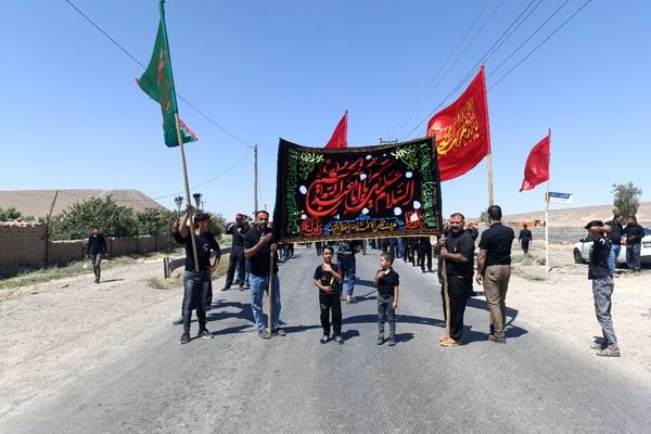 مراسم عزاداری  سرور و سالار شهیدان امام حسین علیه السلام در روستای سلطان آباد نمک