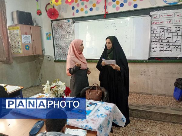 بازدید مسئولان وزارتی آموزش و پرورش شهرستان‌های تهران از مدرسه شهید رجایی شهر قدس 