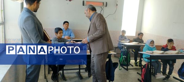 بازدید مدیر آموزش و پرورش گناباد از مدارس روستایی