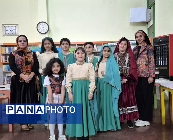 دورهمی‌ شاهنامه خوانان کوچک و بزرگ در کانون فرهنگی هنری شماره یک کرج 