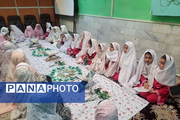 جشن قرآن در دبستان راهیان نور ناحیه 2 شهرری 