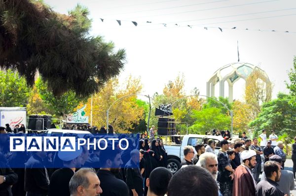 خیل عاشقان حسینی در مسیر جاماندگان اربعین رباط کریم