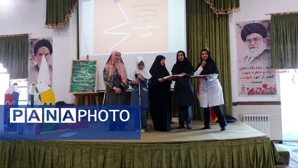 جشنی خاص در مدرسه شاهد نیک اندیشان یزد