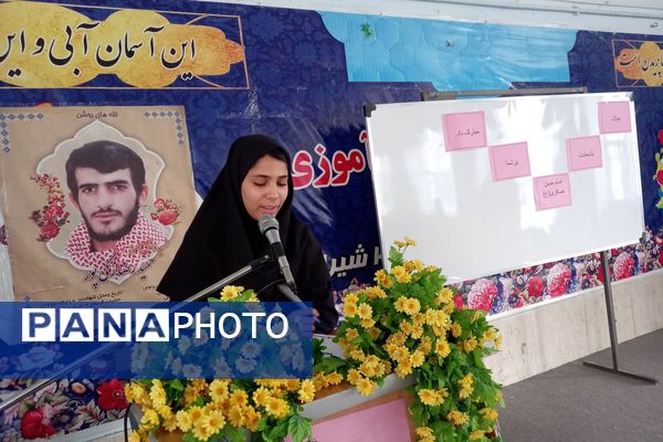 جشن ولادت امام حسن عسکری(ع) در دبیرستان شاهد فیض