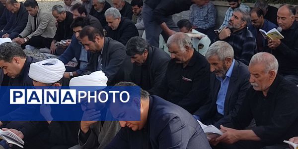 مراسم قرائت زیارت عاشورا در تیتکانلو