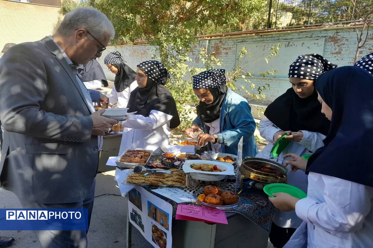 جشنواره نان و غذا‌های اقوام ایرانی و ملل 