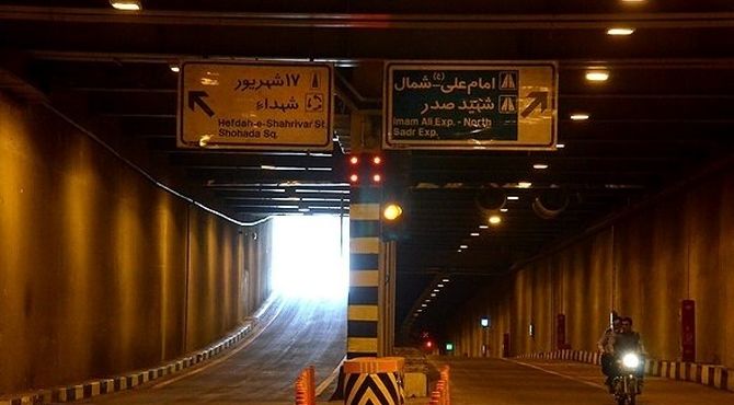 هر دو مسیر تونل امیر کبیر امشب مسدود است