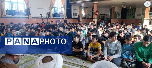 جلوه‌هایی از اعتکاف پسران آشخانه 