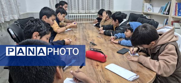 هم اندیشی خبرنگاران ارشد مدارس پسرانه کاشمر