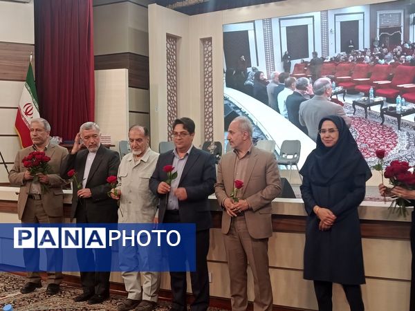 تجلیل از بازنشستگان آموزش و پرورش استان خراسان رضوی