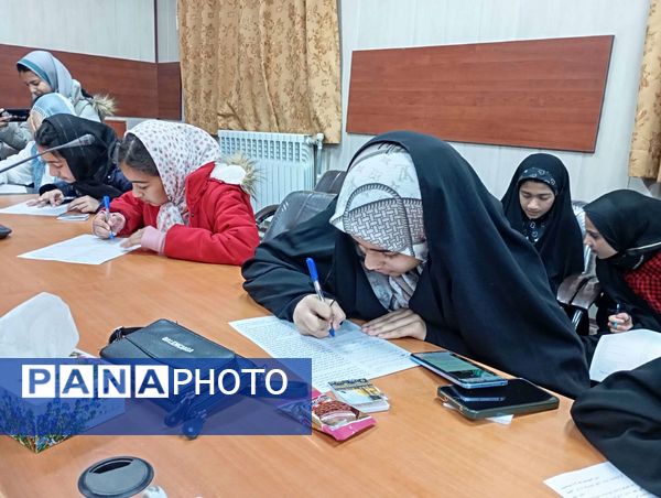 برگزاری جلسه هم اندیشی خبرنگاران پانا و آزمون خبرنویسی در خلیل آباد