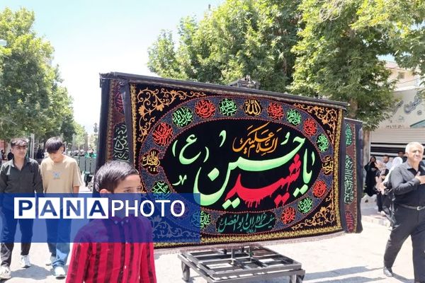 حضور پرشور کودکان و نوجوانان یاسوجی در روز عاشورا 