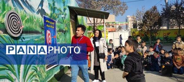 برگزاری مسابقه دارت در دبستان قرآنی مبین شهرستان شیروان