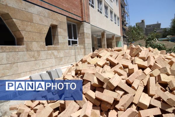 بازدید میدانی اصحاب رسانه از پروژه‌های عمرانی آموزش و پرورش اسلامشهر