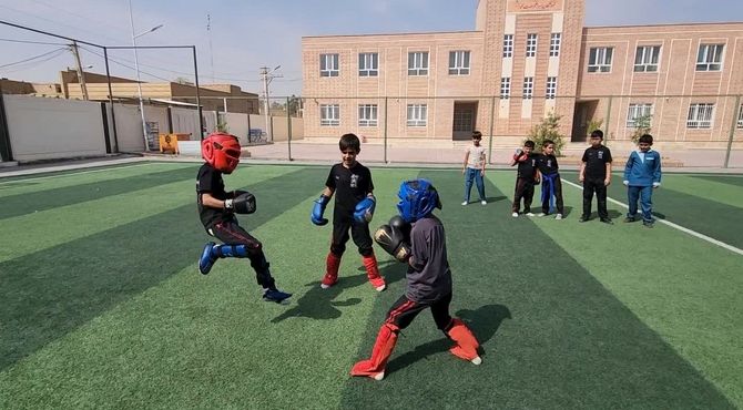 برگزاری المپیاد ورزشی درون‌مدرسه‌ای در دبستان پسرانه پیامبر اعظم(ص) شهرستان زارچ