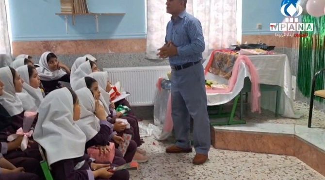 تجلیل از معلمان روستای خون مدرسه گلستان  دشتستان