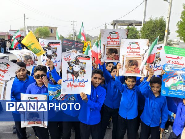 حضور پرشور نسل آینده انقلاب در راهپیمایی ۱۳ آبان سندرک