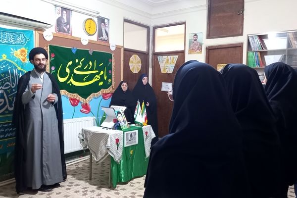 برنامه‌های فرهنگی و مذهبی مکمل آموزش و تحصیل هستند