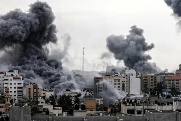 حملات شدید به مقر ستاد کل ارتش و کاخ ریاست جمهوری سوریه در دمشق