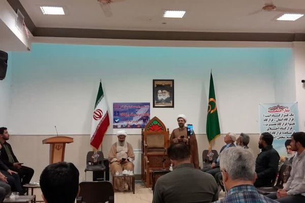 نشست تخصصی امام جمعه شهرستان کاشمر با فعالان عرصه رسانه و ارتباطات