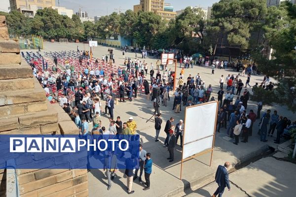 برگزاری جشن یکصدمین سال استقرار دبیرستان ماندگار البرز