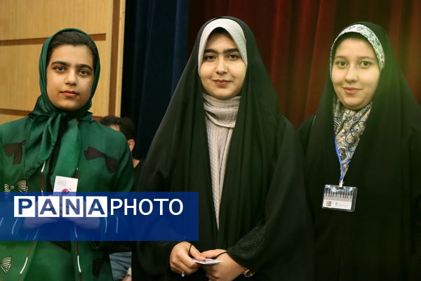 فرهنگسرای بروجن، میزبان ستایش‌گران دانش