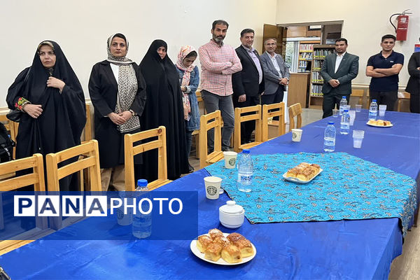 آیین رونمایی از کتاب «قلعه ایرج» در شهرستان پیشوا 