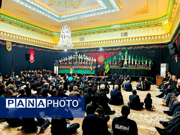 شب هفتم ماه محرم؛ تکیه علی اکبری کاشمر میزبان مسئولین این شهرستان
