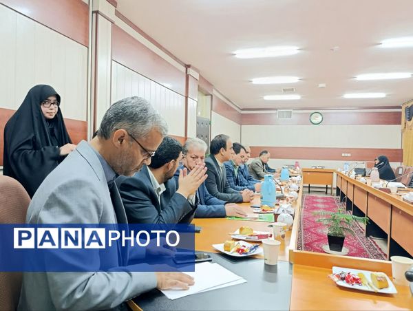 برگزاری جلسه شورای آموزش و پرورش شهرستان خلیل آباد 