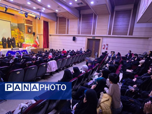 مراسم اعطا حکم اعضای کمیته‌های موسسه علامه امینی مشهد