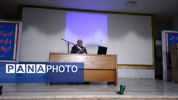 کارگاه آموزشی نوخبرنگاران در نورآباد لرستان؛ گامی برای تربیت نسل تازه رسانه‌ای