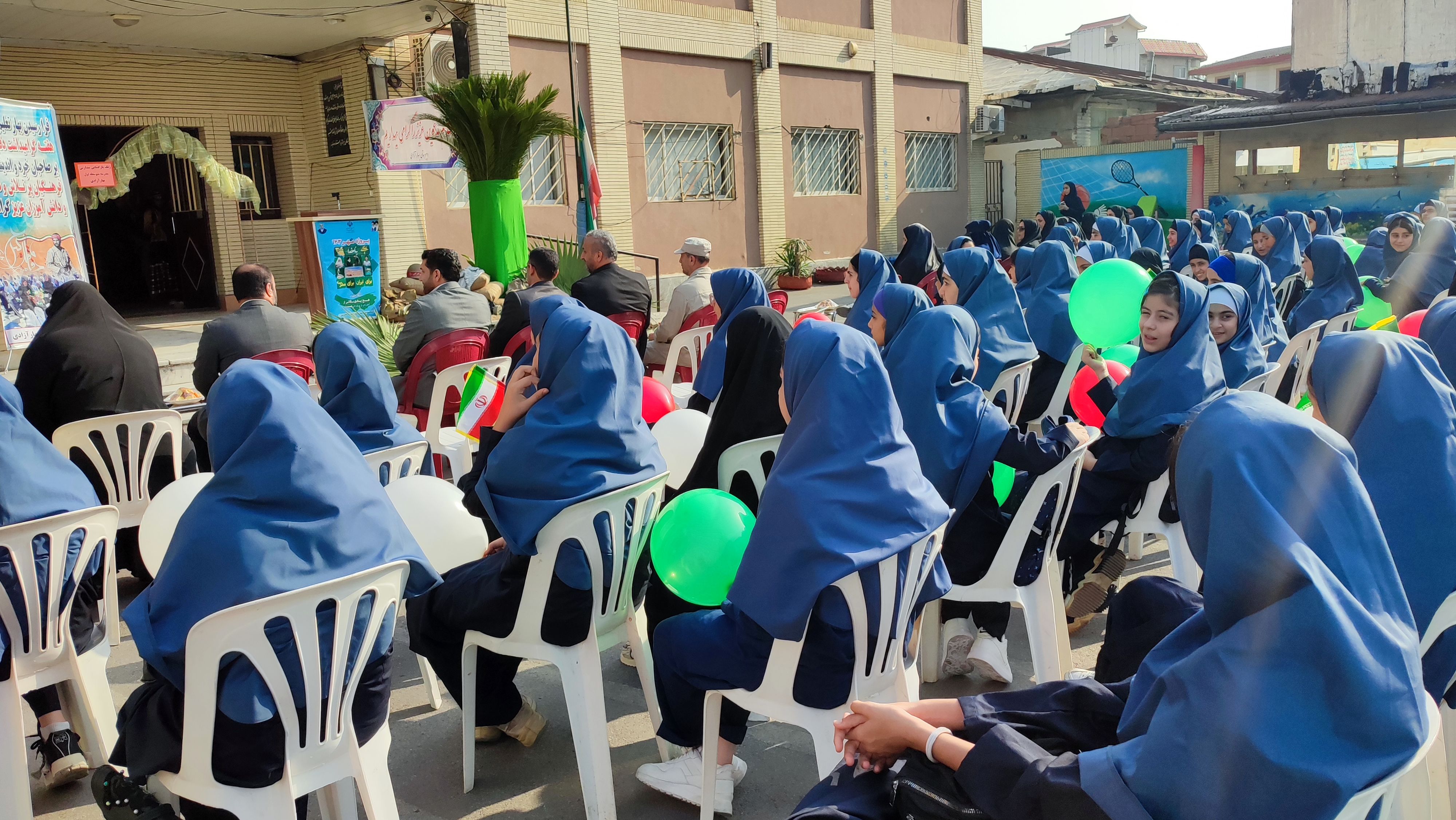 مانور استانی بازگشایی مدرسه در دبیرستان بهار آزادی قائمشهر